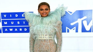 MTV Video Music Awards: Red Carpet Arrivals (Photos)