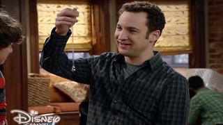‘Girl Meets World’ Answers a Dangling ‘Boy Meets World’ Question (Exclusive Video)