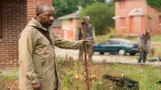 ‘Walking Dead’ Star Lennie James Teases Life at The Kingdom in Season 7