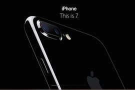 Apple’s iPhone 7 Is Already Sold Out in Jet Black