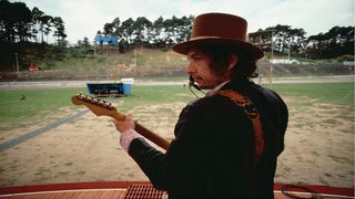 Bob Dylan’s Nobel Prize Win Seriously Annoys Authors