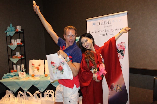 carson-kressly-emmys-gifting-suite carson-kressly-emmys-gifting-suite
