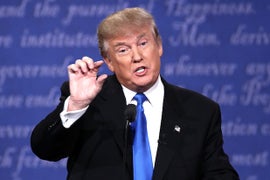 Donald Trump Met With Vanity Fair Editor Who Called Him ‘Short-Fingered Vulgarian’