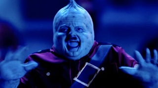 Critics Think Kevin Smith’s ‘Yoga Hosers’ Is the Wurst: 7 Terrible Reviews of Bratwurst Nazi Comedy
