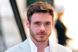 Richard Madden Shoots Down James Bond Speculation: ‘All Just Talk’ (Video)