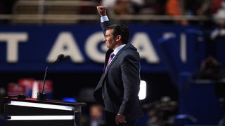 Donald Trump Jr Received Email Telling Him of Russian Effort to Aid Campaign (Report)