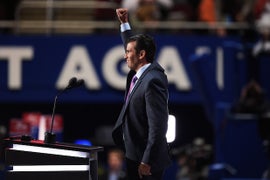 Donald Trump Jr Received Email Telling Him of Russian Effort to Aid Campaign (Report)
