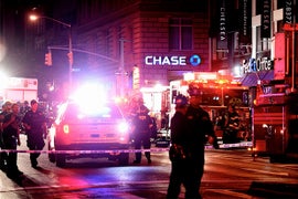 At Least 29 Injured in Explosion in Manhattan’s Chelsea Neighborhood