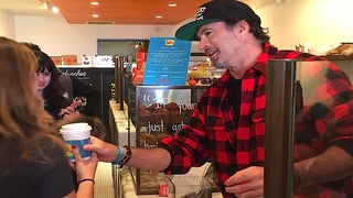 ‘Gilmore Girls’ Fans Treated to Coffee From Luke Himself