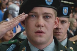 Ang Lee Explains Why ‘Billy Lynn’s Long Halftime Walk’ Actors Didn’t Wear Makeup