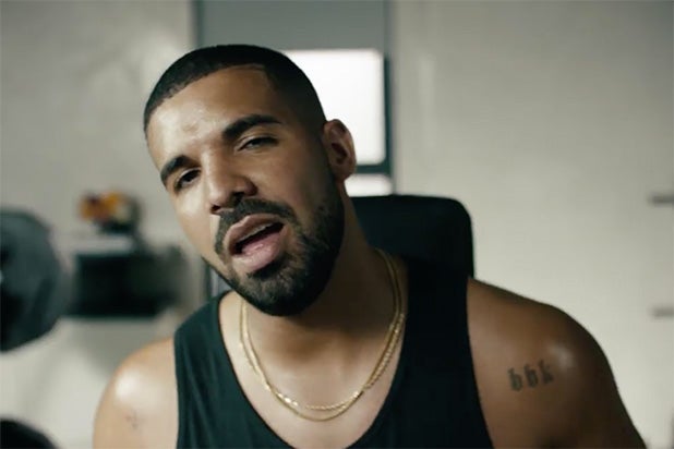 Watch Drake Sing Taylor Swifts Bad Blood In Apple Music