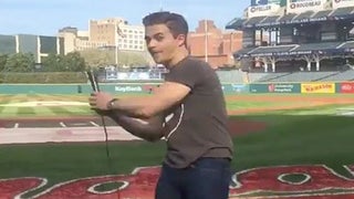 World Series Singer Hunter Hayes Strikes Out With National Anthem Performance