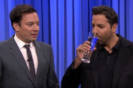 Watch David Blaine’s Weird Magic Freak Out Jimmy Fallon (Video)