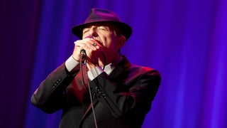 10 Incredible Covers of Leonard Cohen’s ‘Hallelujah’ (Videos)