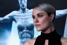 Evan Rachel Wood Blasts Steve Bannon After He Calls Hollywood Actors ‘Dumb as Ticks’