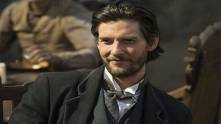 ‘Westworld’ Fan Theory Surrounding Logan’s Picture Provokes More Questions (Photos)