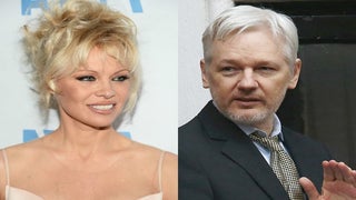 Pamela Anderson Brands Julian Assange ‘A Hero,’ Calls For His Release