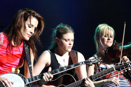 Dixie Chicks Manager: Hollywood ‘Not Ready to Make Nice’ With Trump Inauguration Team