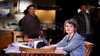 ‘Tiny Beautiful Things’ Theater Review: Nia Vardalos Is No Miss Lonelyhearts