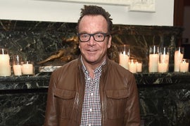 Tom Arnold Fights Trump Supporters on Twitter