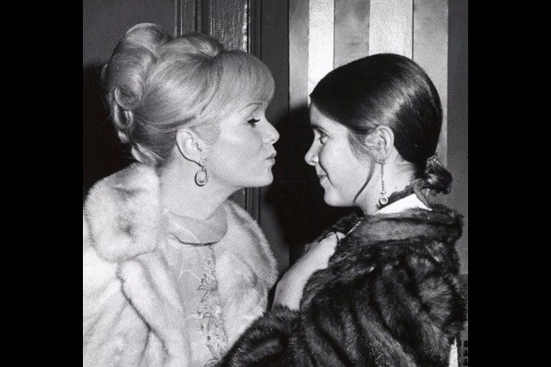 carrie fisher and debbie reynolds carrie fisher and debbie reynolds