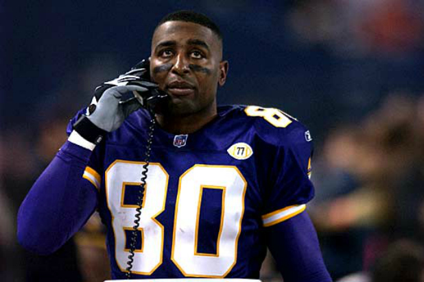 https://www.thewrap.com/wp-content/uploads/2016/12/cris-carter.jpg