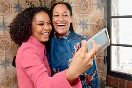 Inside ‘It Girls’ Lunch With Jourdan Dunn, ‘Westworld’ Stars and YouTuber Amanda Steele (Photos)