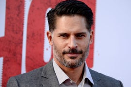 Joe Manganiello Gives Batman Fans Another Glimpse of Deathstroke (Photo)