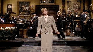 Watch Mary Tyler Moore’s ‘SNL’ Monologue About ‘Penis’ Protests (Video)