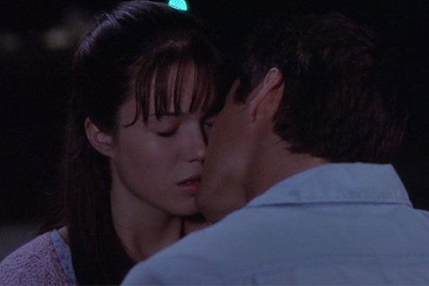 walk to remember kiss walk to remember kiss
