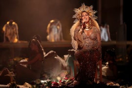 Beyoncé Secretly Gives Birth to Twins (Report)