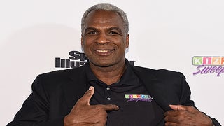 Former NY Knicks Star Charles Oakley Allowed Back at Madison Square Garden ‘In Near Future’