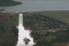 Conservative Trolls Wish Death on Californians Near Oroville Dam, But Joke’s on Them