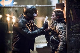 Why ‘Arrow’ Is Tackling the Gun Control Debate: ‘Not Talking About Issues Serves a Conservative Agenda’