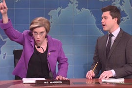 ‘SNL’: McKinnon’s Elizabeth Warren Grills ‘Weekend Update’ Like Senate Hearing (Video)