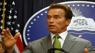 Arnold Schwarzenegger Mulls Run for U.S. Senate, Insiders Say (Report)