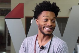‘Superior Donuts’ Star Recalls Epic-Fail First Stand-Up Gig: ‘I Got Kicked Off Stage’ (Video)