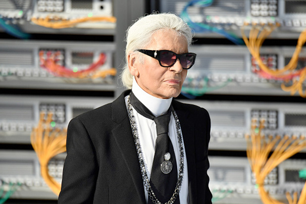 Karl Lagerfeld Dead at 85: Stars Pay Tribute