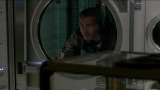 Watch Aliens Shut Ryan Reynolds’ Mouth in ‘Life’ Trailer (Video)