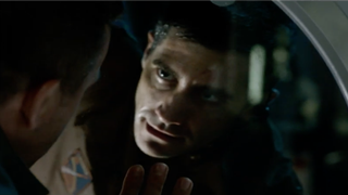 ‘Life’ Review: Jake Gyllenhaal Battles Space Monster (and Familiarity)
