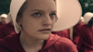 ‘The Handmaid’s Tale’: Why Is Elisabeth Moss a Bloody Mess in Season 2? (Photo)