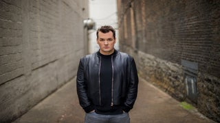 Australian Comedian Jim Jefferies Scores Comedy Central Late-Night Series