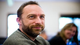Wikipedia Co-Founder Launches Publication to Fight Fake News