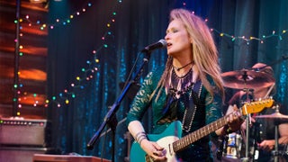 Meryl Streep Remembers ‘Big Hearted,’ ‘Compassionate’ Jonathan Demme