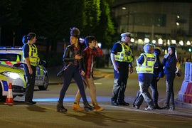 Stars React to Deadly Manchester Bombing at Ariana Grande Concert: ‘Brokenhearted’