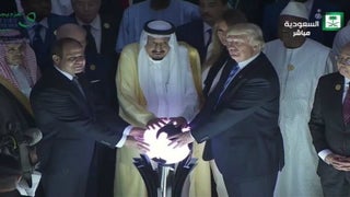Donald Trump and a Glowing Orb: Marvel’s Answer to Their Villain Problem? Twitter Thinks So