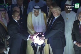 Donald Trump and a Glowing Orb: Marvel’s Answer to Their Villain Problem? Twitter Thinks So
