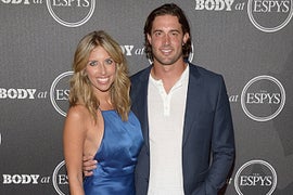 ESPN Sportscaster Sara Walsh Gets Pink Slip as Preparing to Return From Maternity Leave