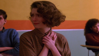 ‘Twin Peaks’: Where’s Donna? Lara Flynn Boyle’s Odd History With the Show