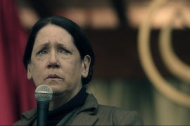 ‘The Handmaid’s Tale’ Season 2: Ann Dowd Shares Her Theories About Aunt Lydia’s Backstory (Video)